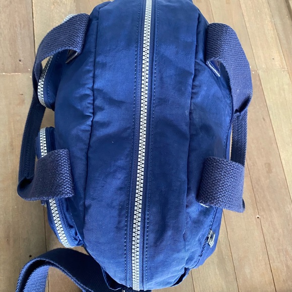 Kipling Defea - Picture 5 of 9